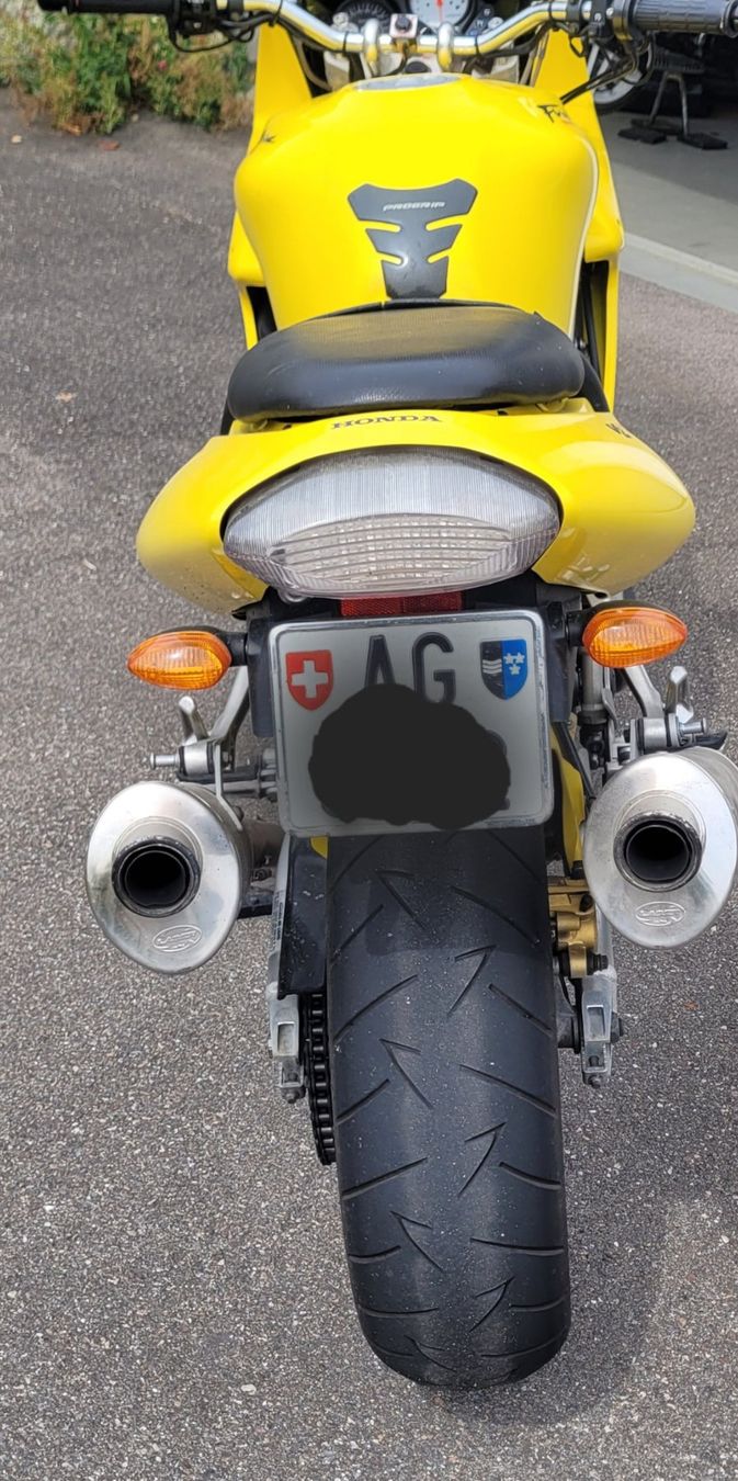 Honda Strasse: HONDA VTR1000F – Gebraucht aus Gansingen von Alente73 3