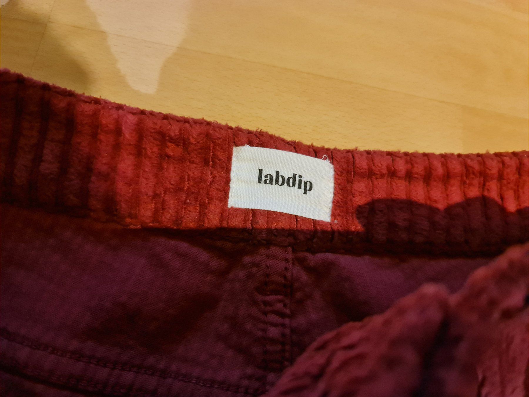 Pantaloni: Cordhose Labdip Modell Jeff Bordeaux – Nuovo (secondo la descrizione) da Würenlos venduto da mbe_6c7v 1