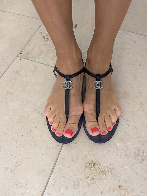 Chanel Damenschuhe: Chanel Sandalen – Gebraucht aus Wädenswil von Cocomagi