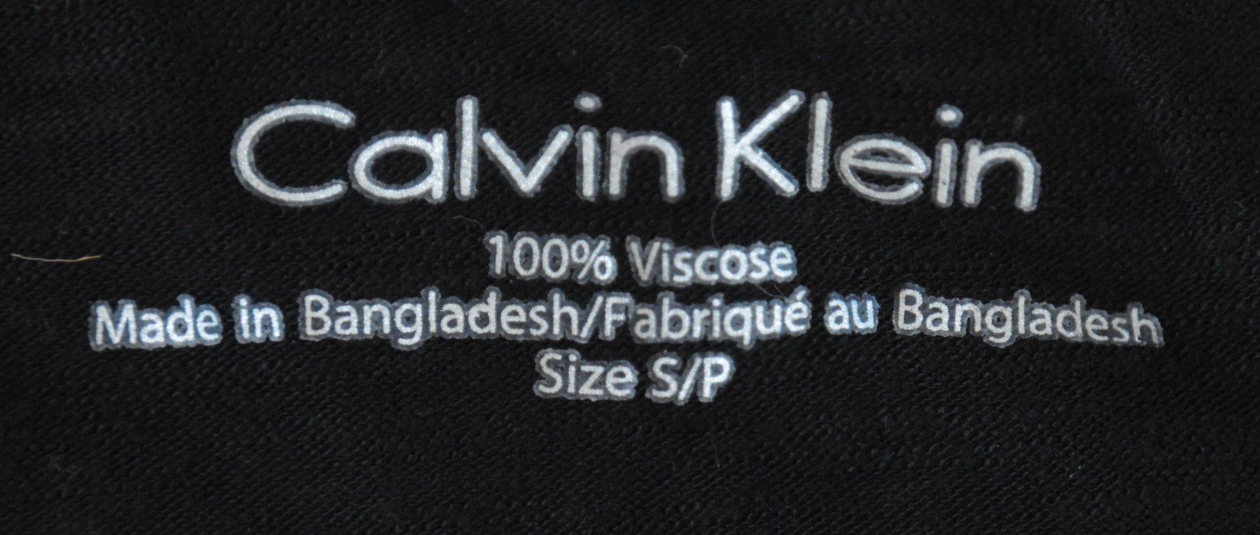 Calvin Klein T-shirt: Schwarzes T-Shirt von Calvin Klein – Usato da Niederhasli venduto da littledrop 4