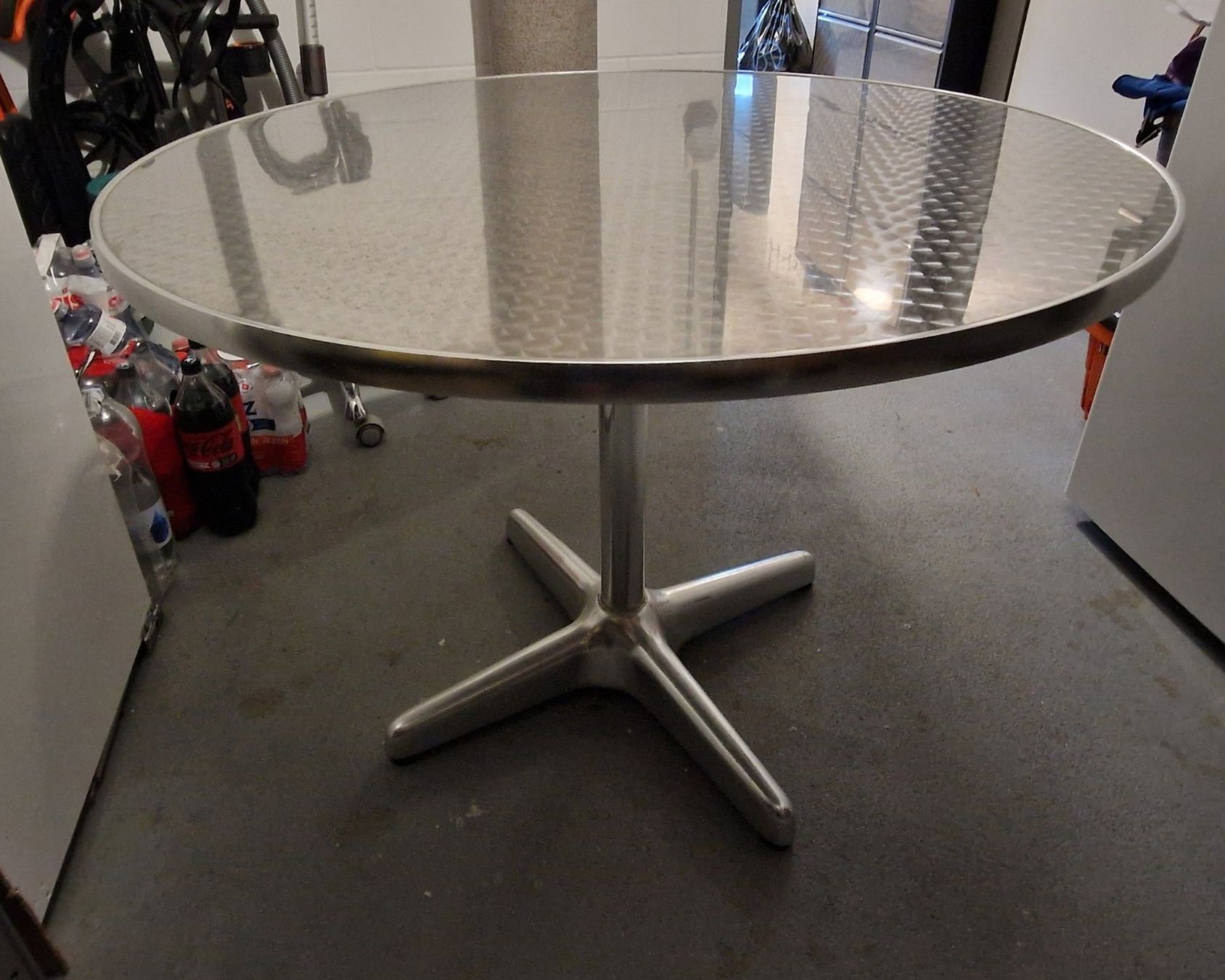 Tavoli: Runder Tisch Aluminium Klappbar – Usato da Neuenkirch venduto da grisuleon1