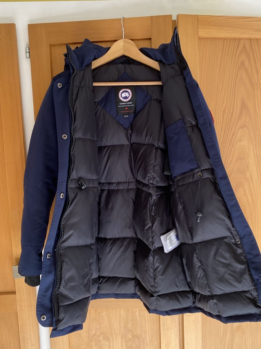 Canada Goose Vestes: Canada Goose Winterjacke – D'occasion à Ebnat-Kappel par Struppa78 2