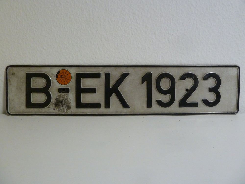 Nummernschild / Kfz-Kennzeichen Deutschland B-EK 1923 Berlin