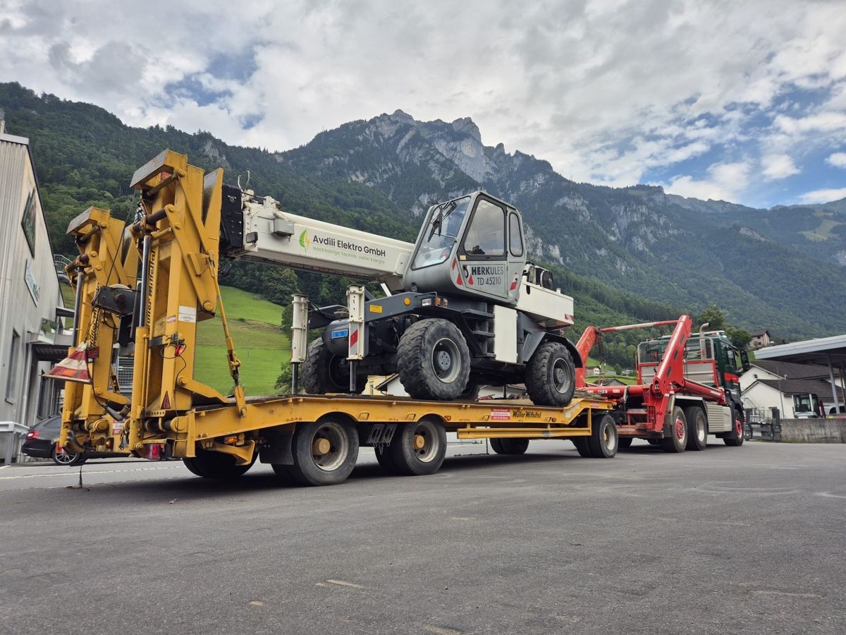 Gru: Herkules Teleskopstapler – Usato da Glarus venduto da aav_2nmc