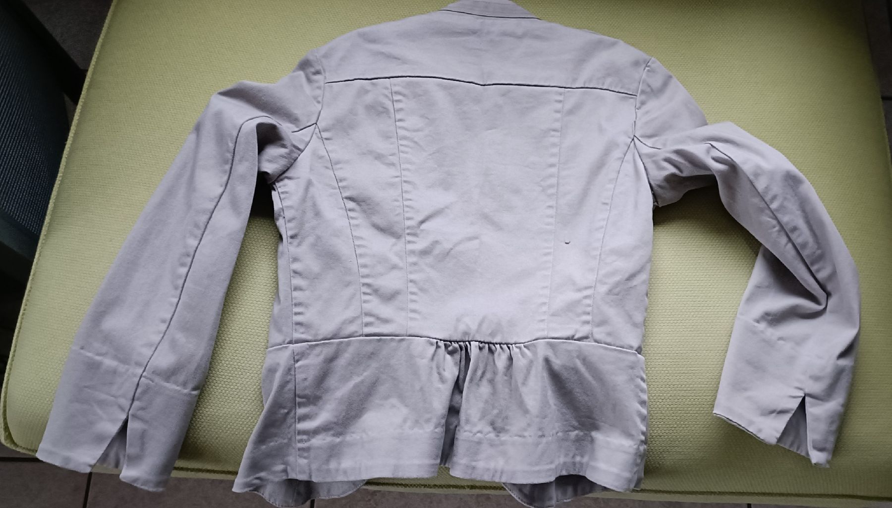H&M Giacche: schöne Jäckli von H & M Gr. 34 Baumwolle – Nuovo (secondo la descrizione) da Porza venduto da tbch 2