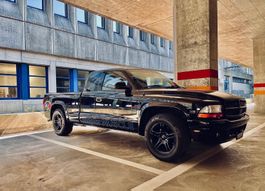 V8 Pickup Dodge Dakota (1999) – Technisch Top, mit Patina.
