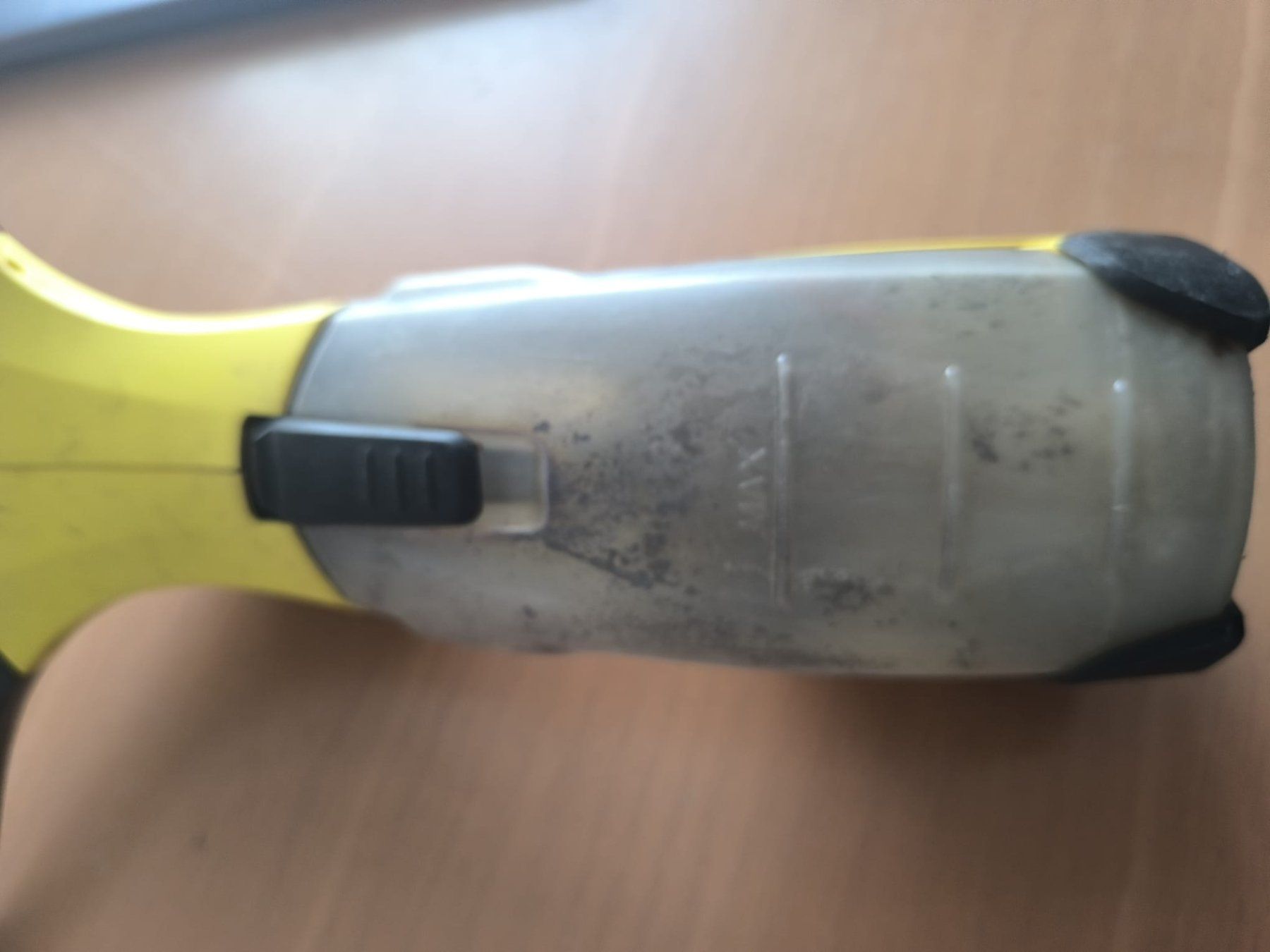 Kärcher Sonstiges für Haushalt & Wohnen: Kärcher Fensterputzer, ohne Kabel – Gebraucht aus Koppigen von mic_v7ms 3