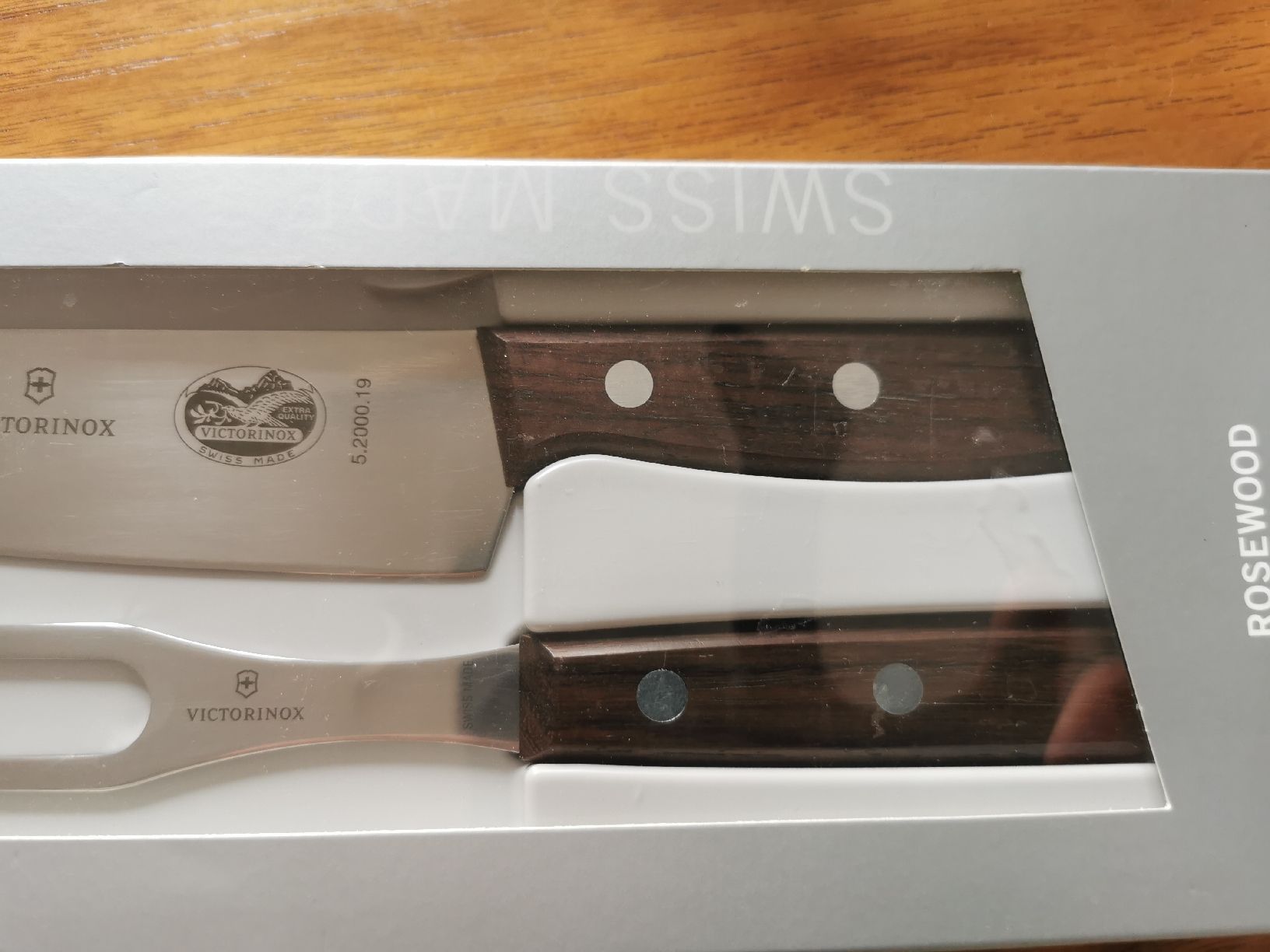 Victorinox Couteaux de cuisine: Messer & Fleischgabel Tranchierset – Neuf avec emballage d'origine à Weiningen ZH par angebot05 3