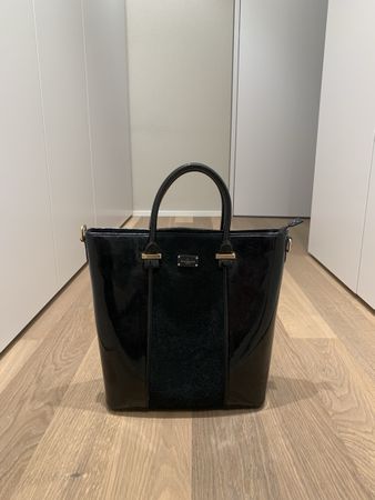 Schwarze Lackleder Handtasche von Pauls Boutique