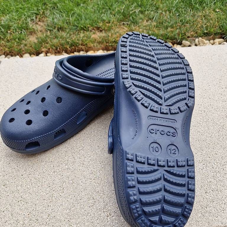 Crocs Scarpe da uomo: Crocs Classic Gr 43/44 neu – Nuovo (secondo la descrizione) da Pfeffingen venduto da ani_kl465