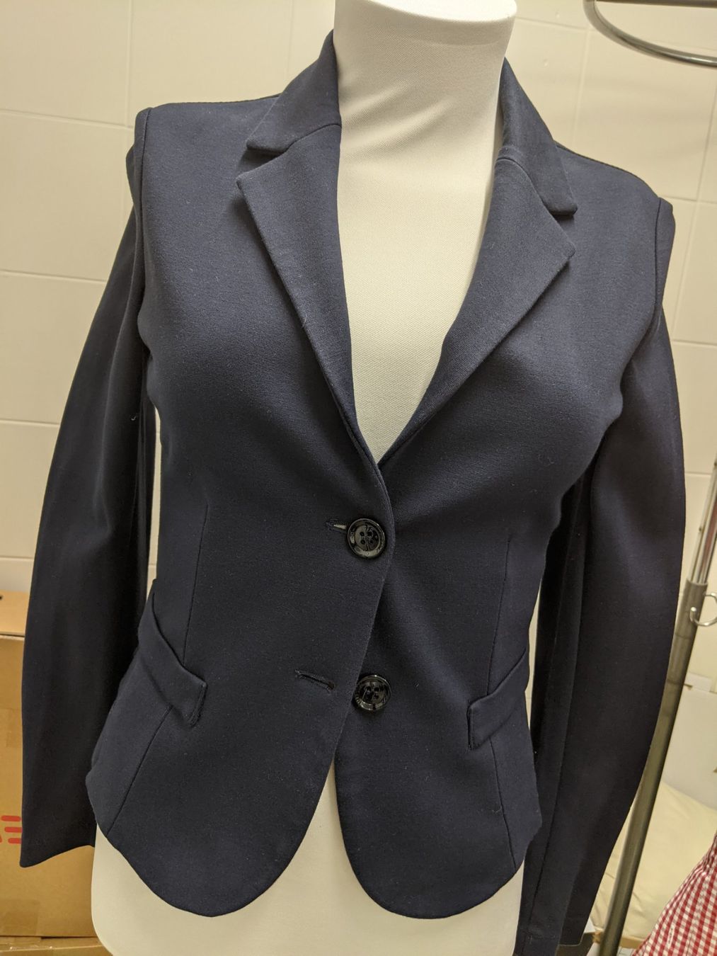 Giacche: Damen Blazer Gr 34 – Usato da Langnau am Albis venduto da Judithsebi