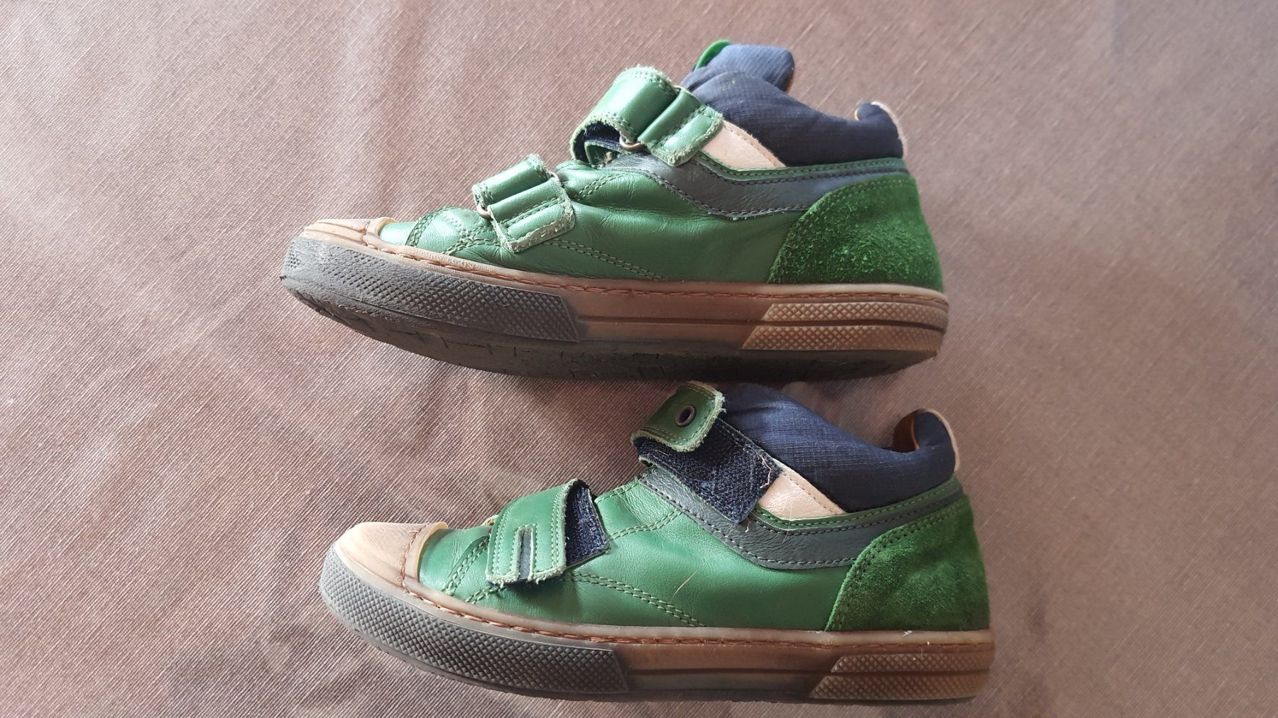 Scarpe per ragazzi: Chaussures taille 29 – Usato da Montmollin venduto da islachat