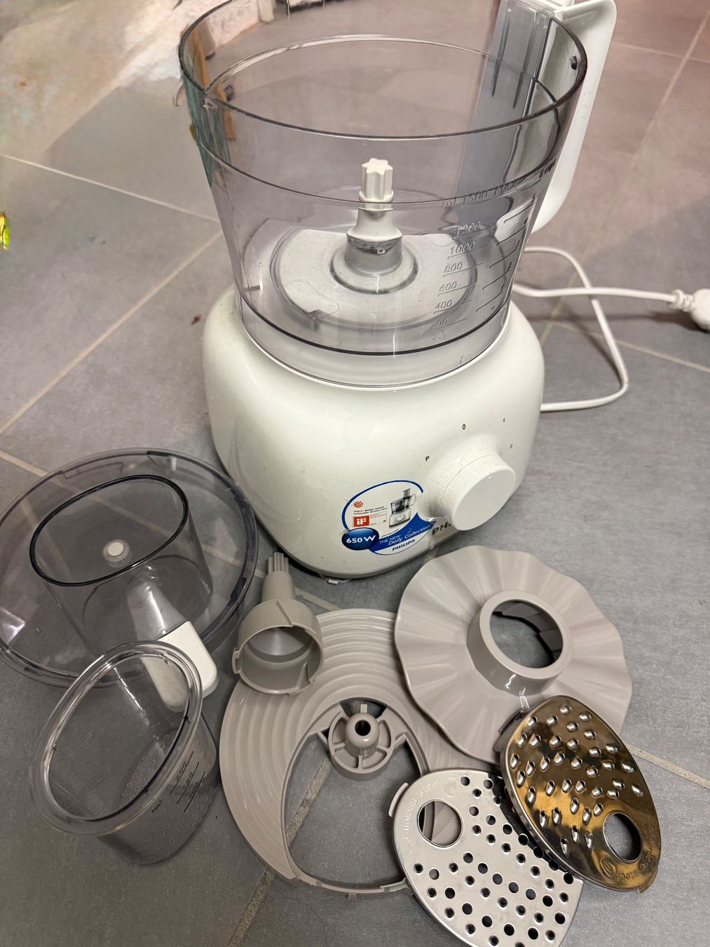 Philips Elettrodomestici da cucina: Philips Küchenmaschine, wenig gebraucht! – Usato da Wil SG venduto da flo212
