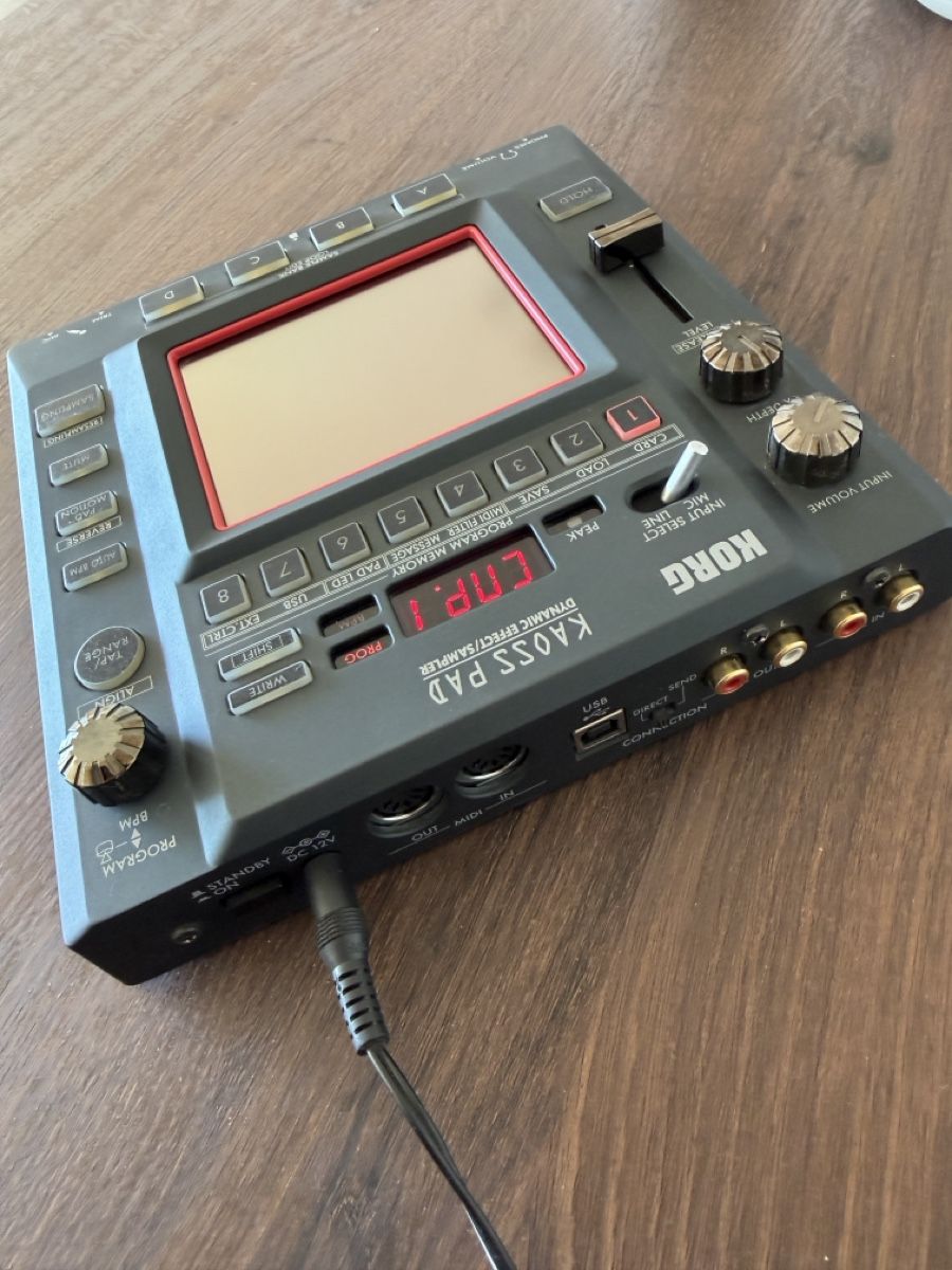 Korg Strumenti musicali: Korg Kaoss Pad KP3 dynamic effect sampler good condition – Usato da Zürich venduto da Rocola26 4