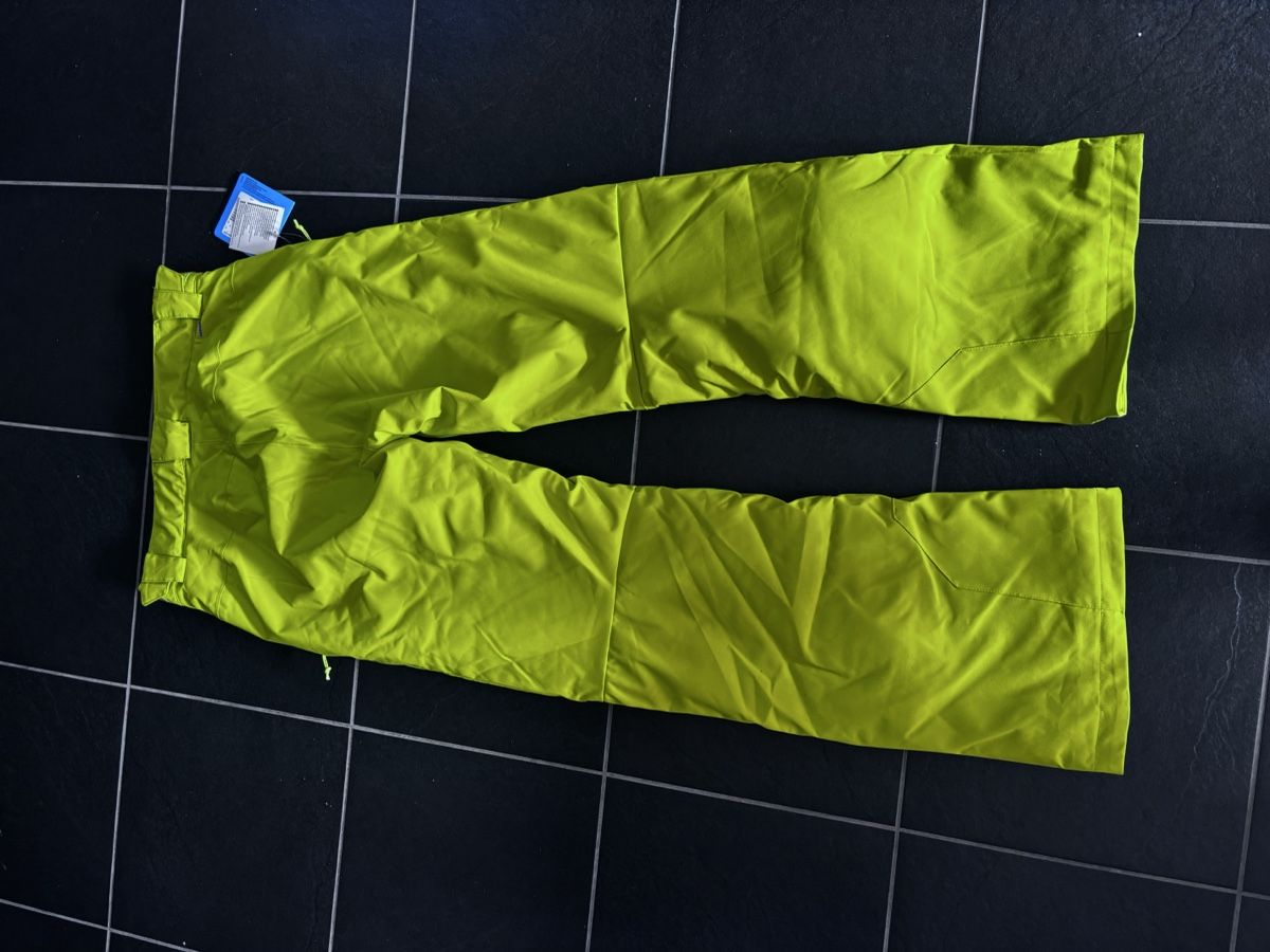 Salomon Pantaloni: Pantalon Salomon ski taille S – Nuovo e nell'imballaggio originale da Val-d'Illiez venduto da Laurent046