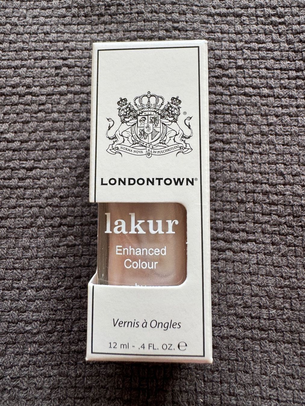 Smalto per unghie: Nagellack von Londontown: Farbe Cold Foam – Nuovo e nell'imballaggio originale da Zürich venduto da Lionsands
