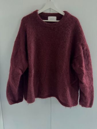 PULL OVERSIZE EN MOHAIR mélangé. t. XL