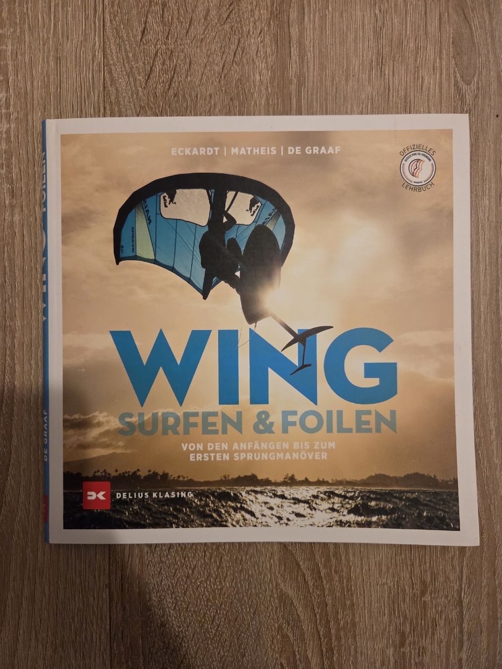 Bücher: Wing Surfen & Foilen Lehrbuch – Neu (gemäss Beschreibung) aus Hausen am Albis von Custom