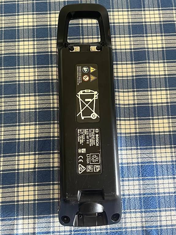 Bosch Batterie: Bosch Powerpack 400 Defekt – Usato da Genève venduto da n_is 1