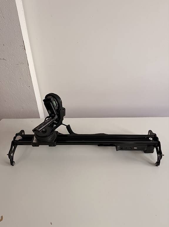 Supporti a parete: Slider motorisé pour video – Usato da Payerne venduto da sbr_6ltj