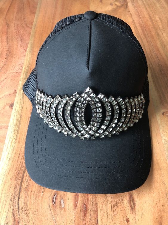 Dsquared Cap mit Swarovski Steinen (Neu (gemäss Beschreibung)) in St ...