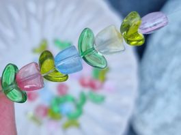 Süsse Tulpen Perlen aus Glas für DIY Handyketten Schmuck usw