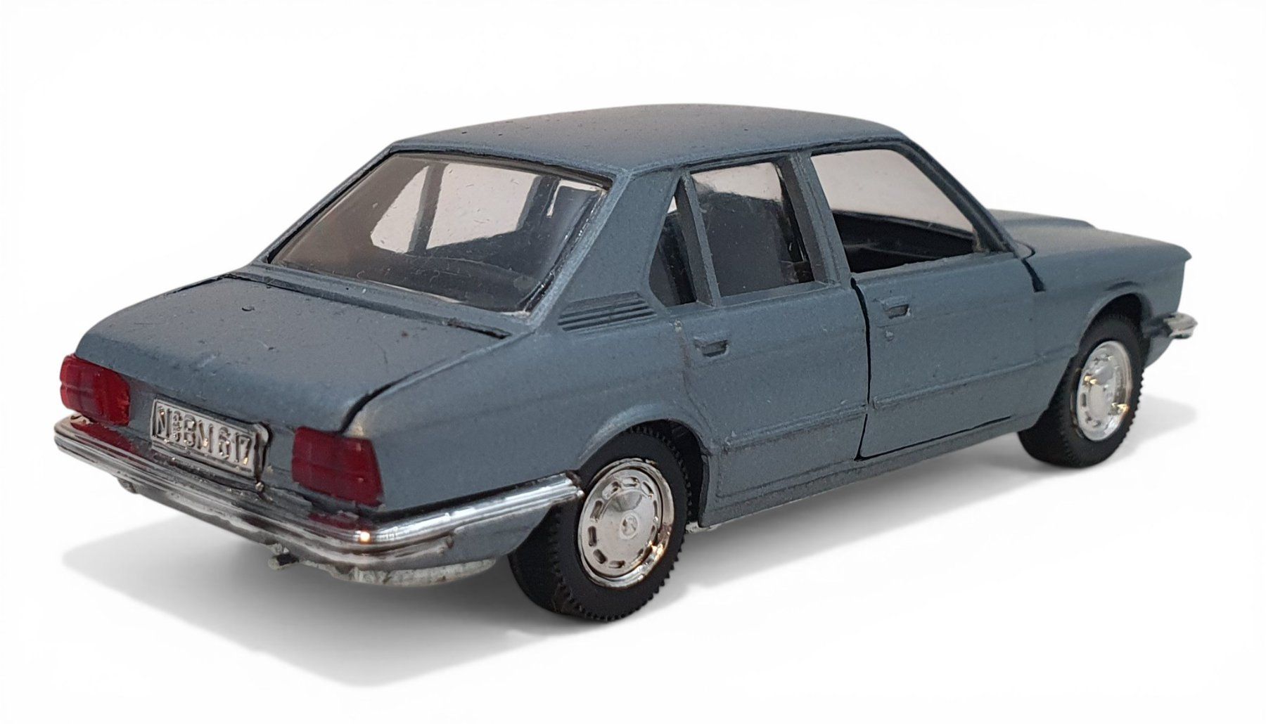 BMW Modellini d'auto: Schuco BMW 520 – Usato da Rickenbach b. Wil venduto da klassikmarkt.ch 6