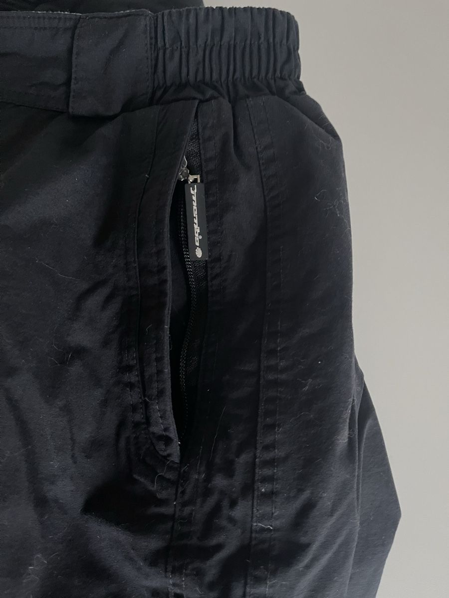 Pantaloni: Ski-/Snowboardhose Damen schwarz Gr. 42 – Usato da Dörflingen venduto da Benz63 8