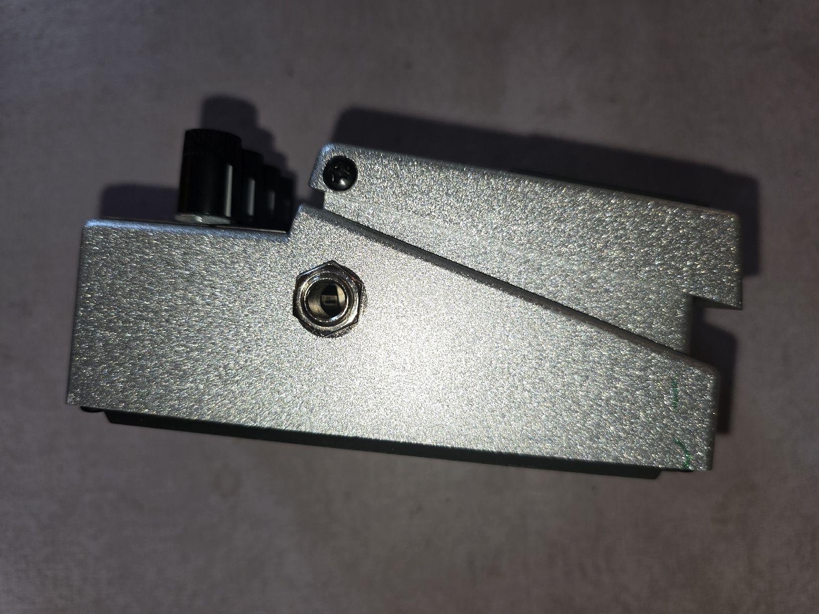 Boss Instruments de musique: BOSS FB-2 FEEDBACKER BOOSTER – Neuf (Voir description) à Zürich par Antiquedealer 4
