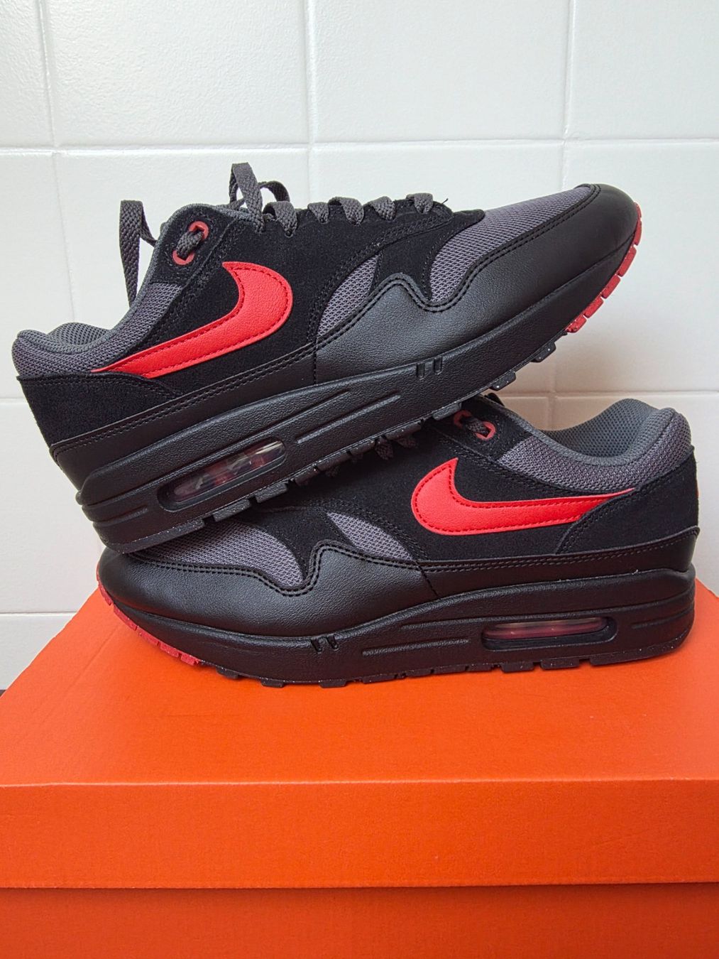 Nike Scarpe da uomo: Nike Air Max 1 – Nuovo (secondo la descrizione) da Fleurier venduto da dav_xx8y
