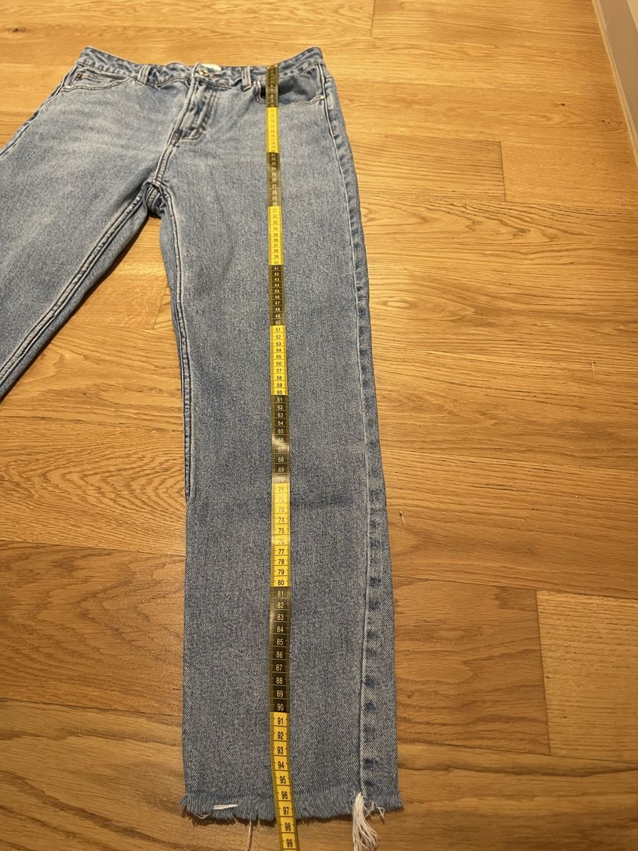 Only Jeans: Only Jeans Top Zustand mit straight leg – Usato da Bremgarten AG venduto da arl_8nbf 3