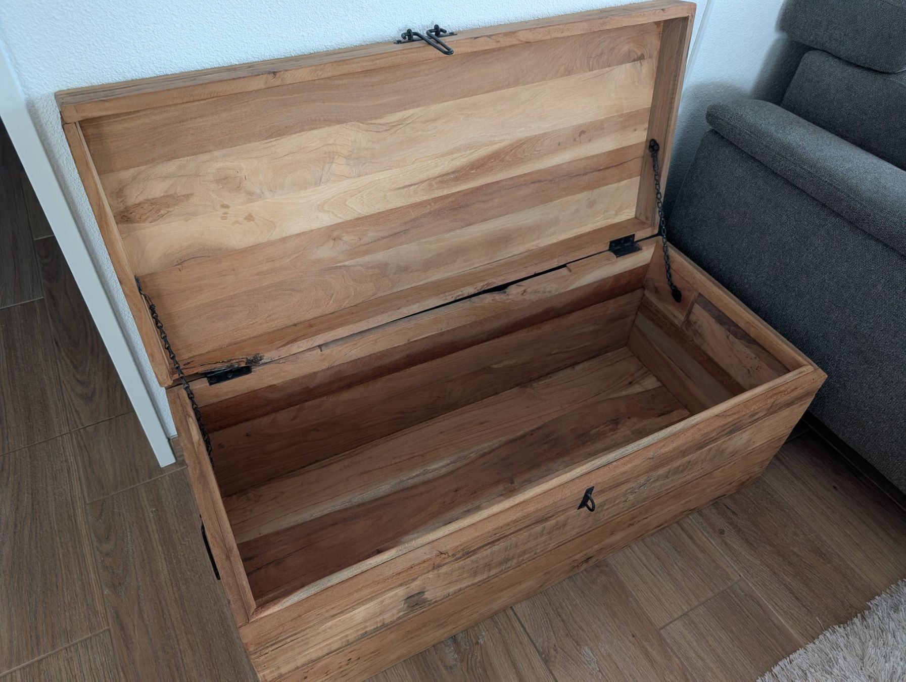 Maisons du monde Truhen: Holztruhe - Maison du Mone – Gebraucht aus Hunzenschwil von Baruch 1