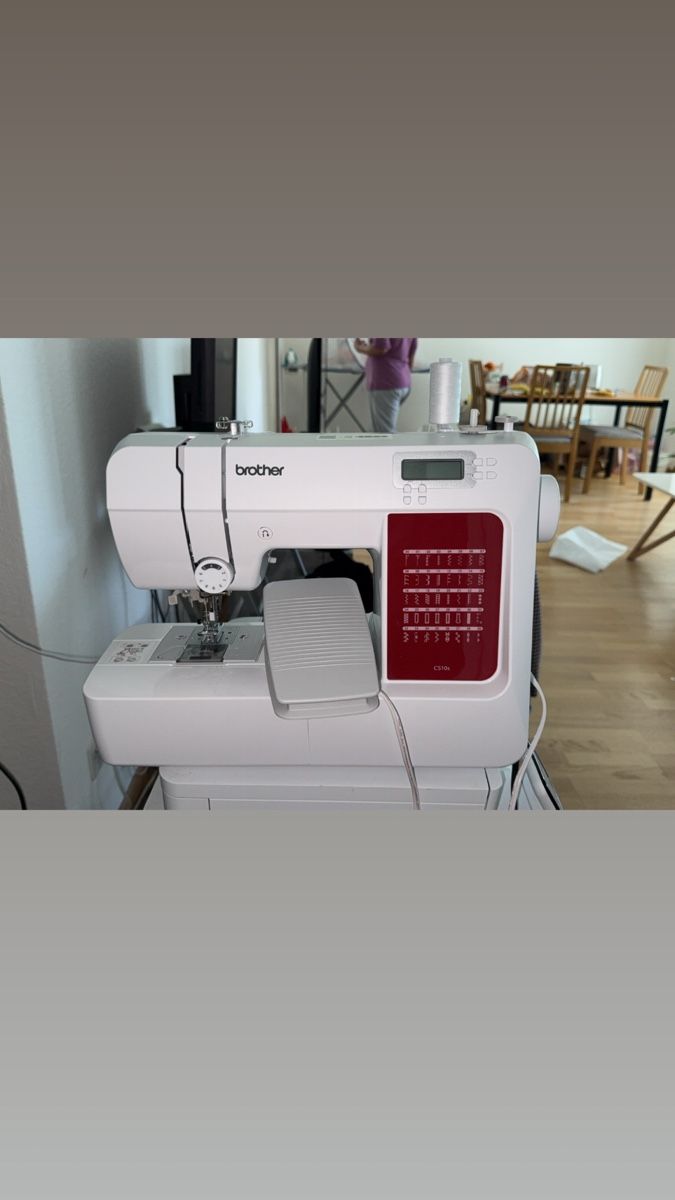 Brother Macchine da cucire: Brother CS10s - Nähmaschine - sewing machine – Nuovo (secondo la descrizione) da Zürich venduto da iha_x8qc 1