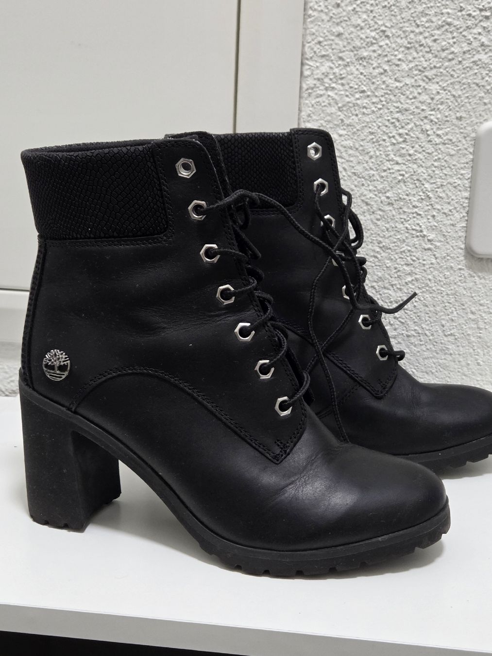 Timberland Scarpe da donna: Schwarze Timberland Boots mit Absatz – Nuovo (secondo la descrizione) da Wettingen venduto da smilee1 3