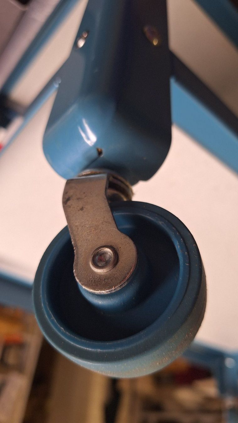 Möbel & Einrichtung: Rollwagen/ Rolltisch türkisblau , IKEA  PS2012 – Gebraucht aus Arlesheim von shopradl 3