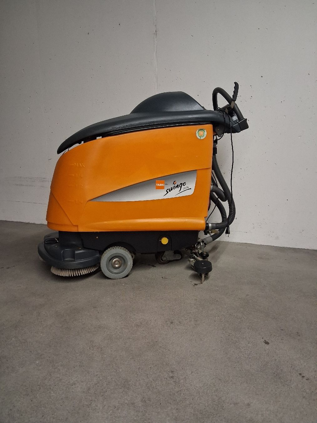 Tutte le macchine: Scheuersaugmaschine  taski swingo 1250 b – Usato da Büttikon AG venduto da for_gnt6
