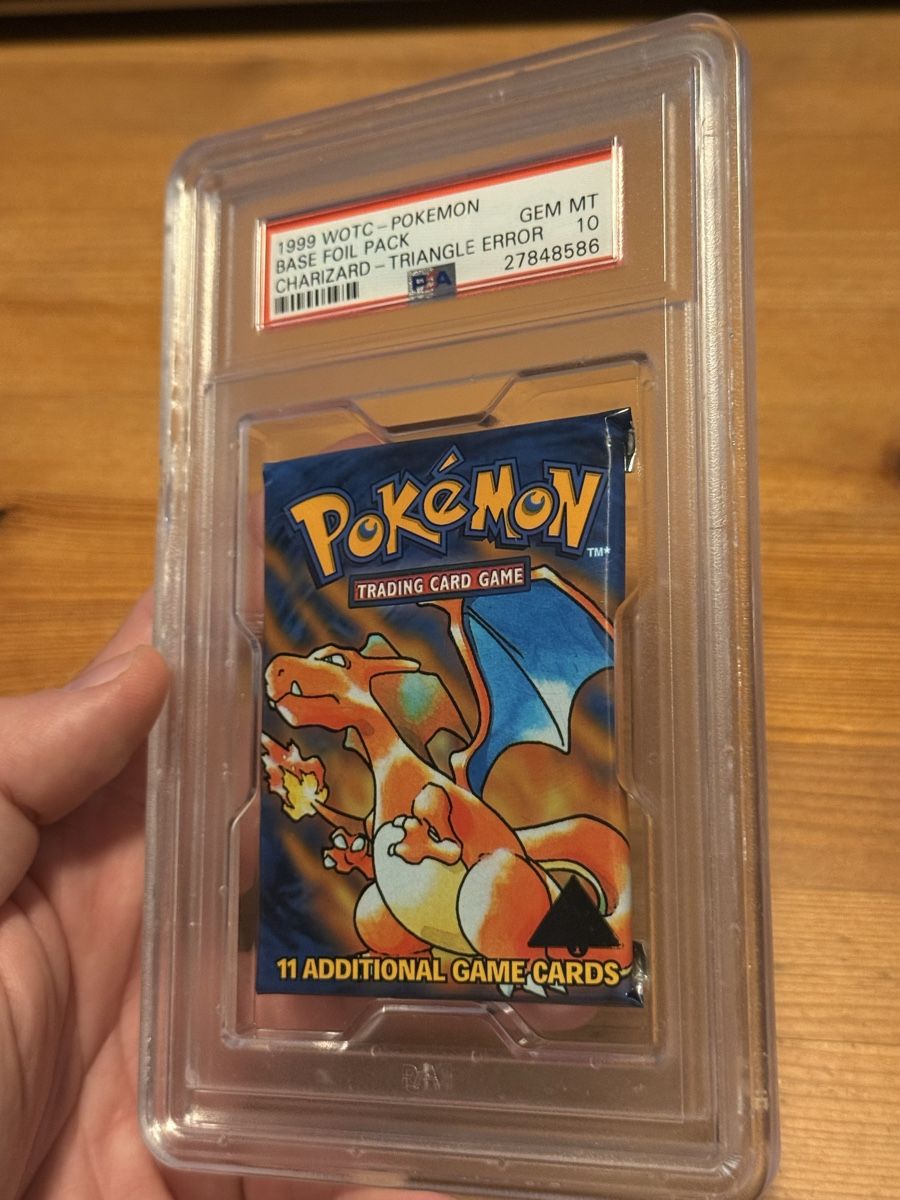 Pokémon Carte collezionabili: Pokemon Base Set Charizard 1.Edition Triangle Error PSA 10 – Nuovo e nell'imballaggio originale da Gottlieben venduto da sim_tmf2 1