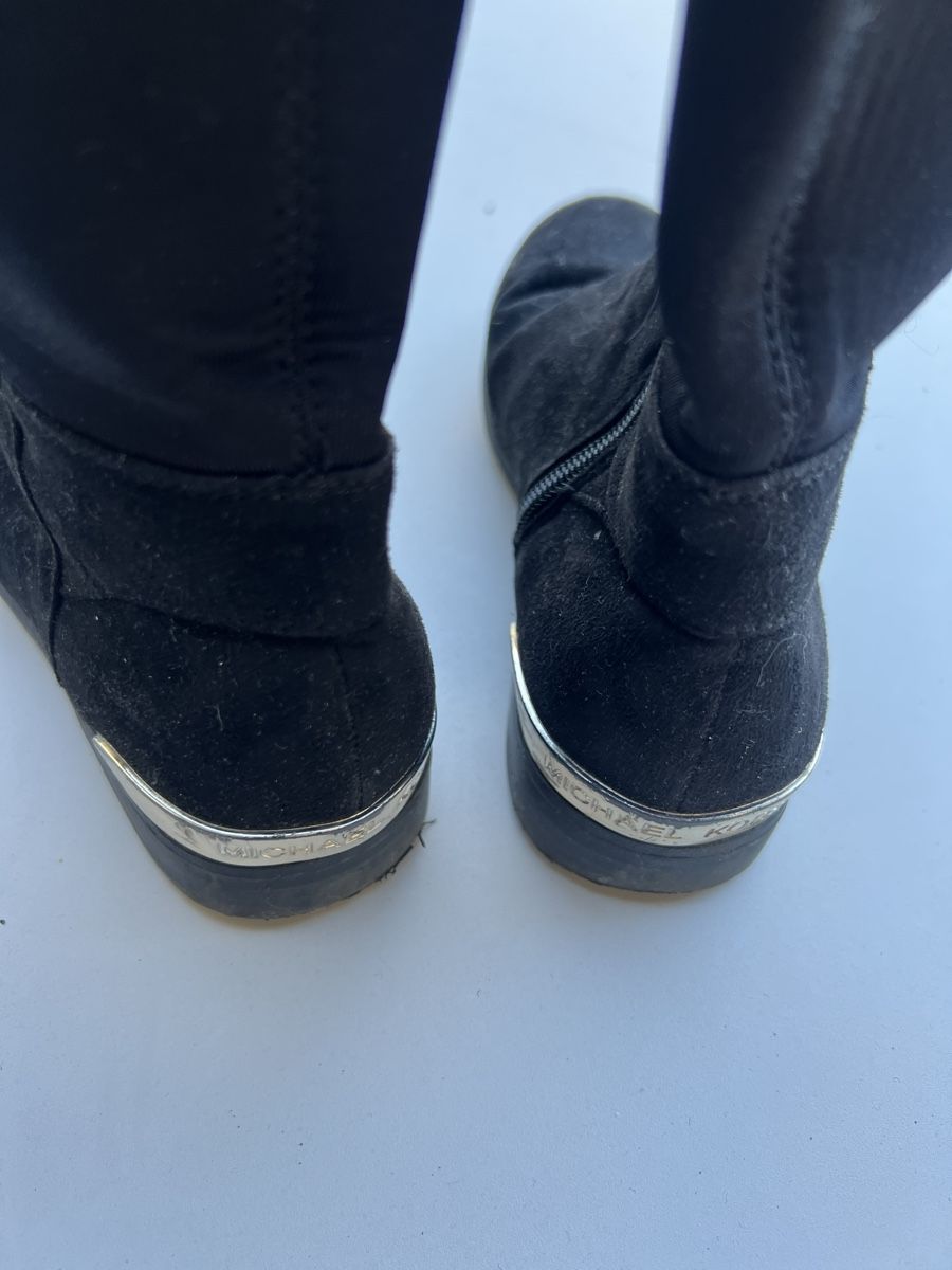 Michael Kors Schuhe für Mädchen: Michael Kors Stiefel Gr. 32 – Gebraucht aus Heiligkreuz (Mels) von fodo 3