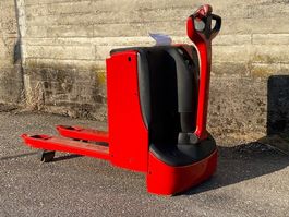 Linde Elektro-Hubwagen T18