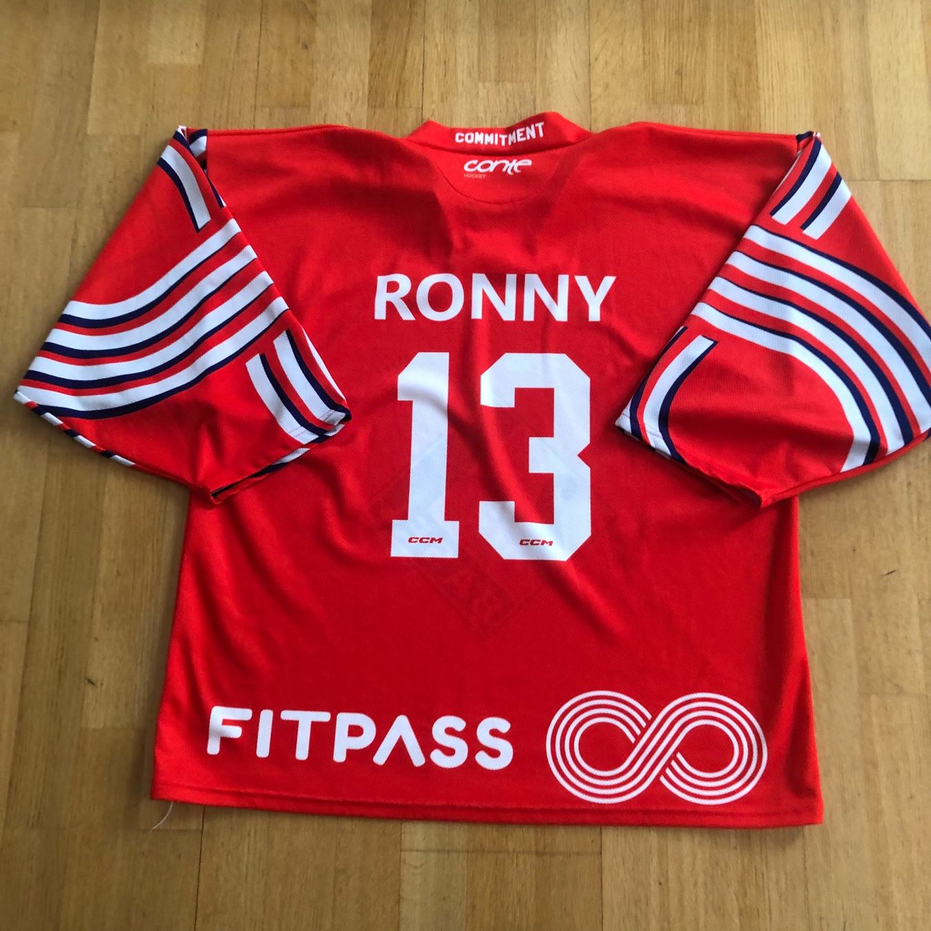 Maillots de corps & Pantalons: Basel 2022-23 warmup worn Ronny Dähler – D'occasion à Bern par Myloulou 1