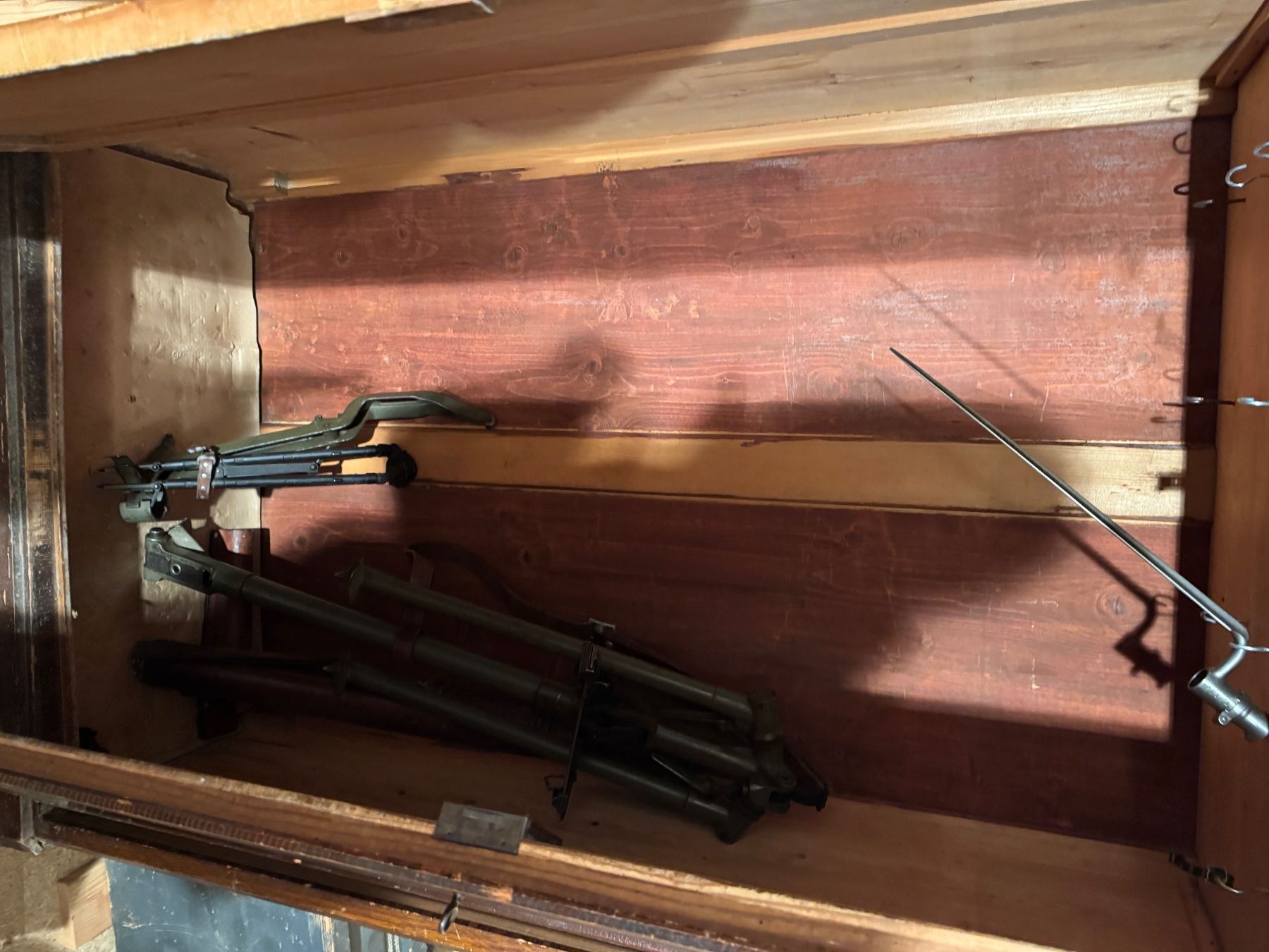 Schränke: Chiffonier Schrank 20er Antik – Gebraucht aus Münsingen von Sabine87 1