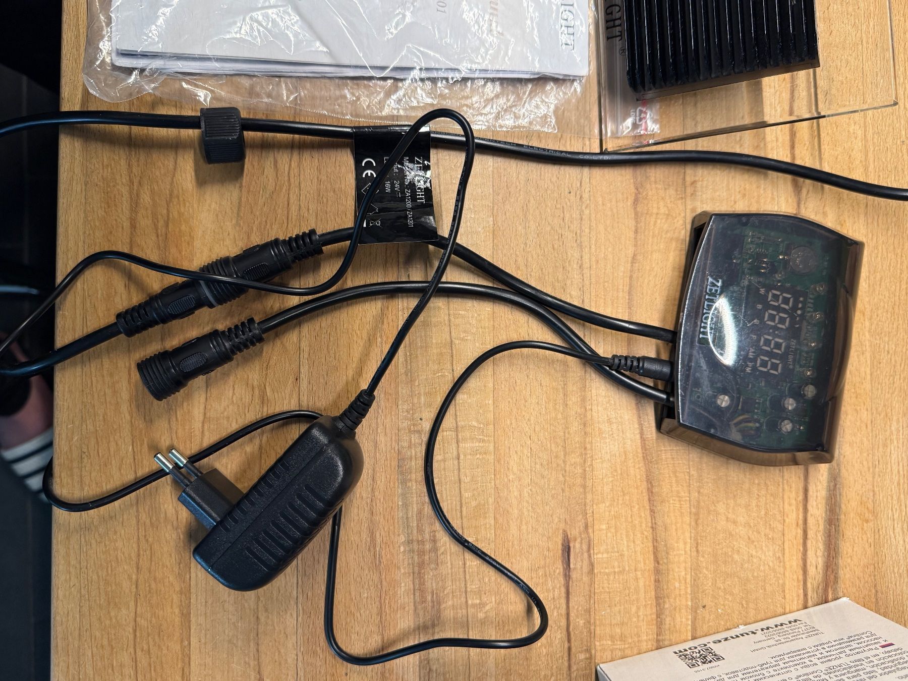 Lampes: ZETLIGHT Quick Start Manual Aqua Serie – D'occasion à Pfäffikon ZH par dan_xs7t 4