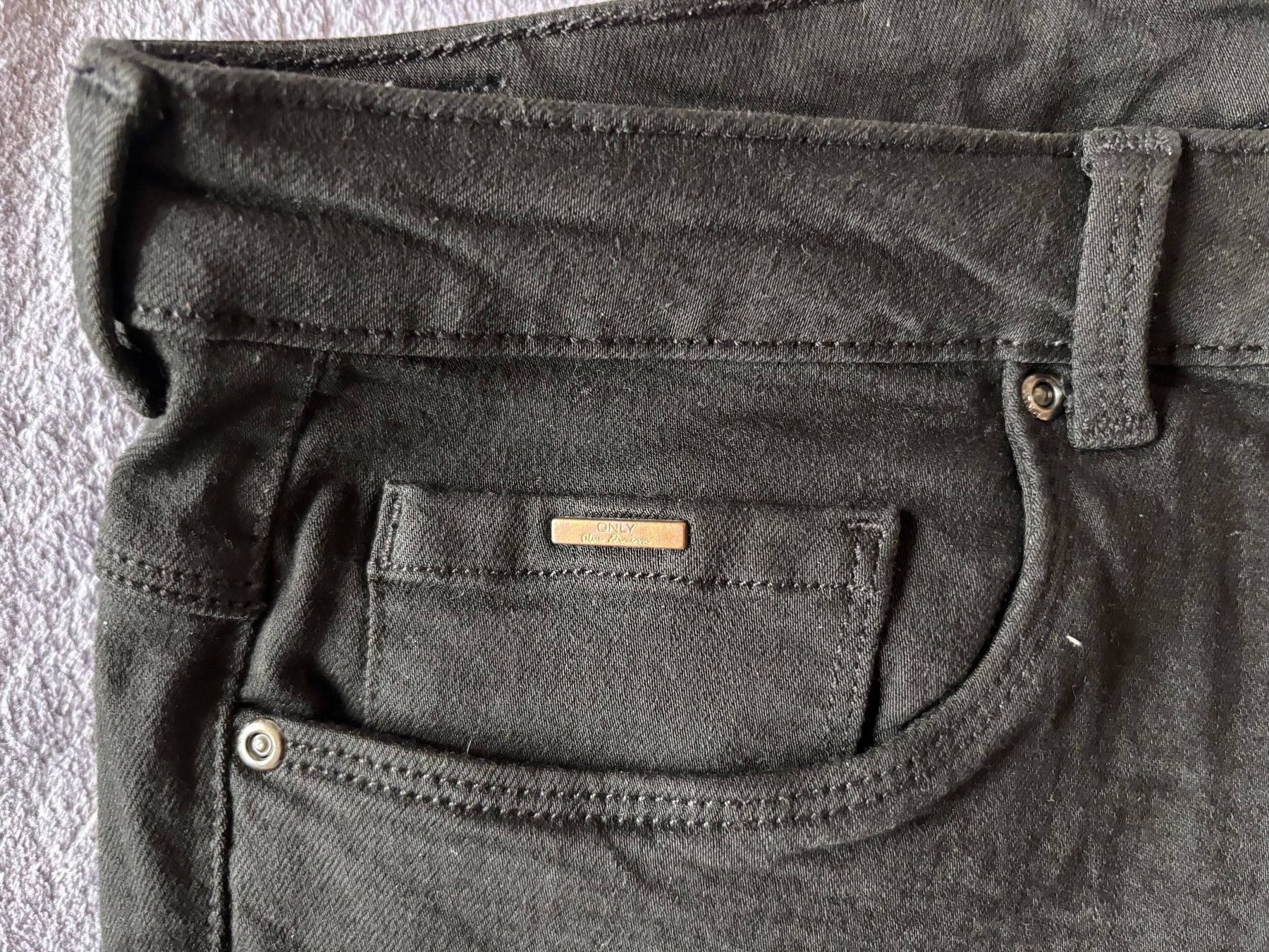 Only Pantaloni: Hose Only schwarz XL / 30 – Usato da Aeugst am Albis venduto da Steini1969 3