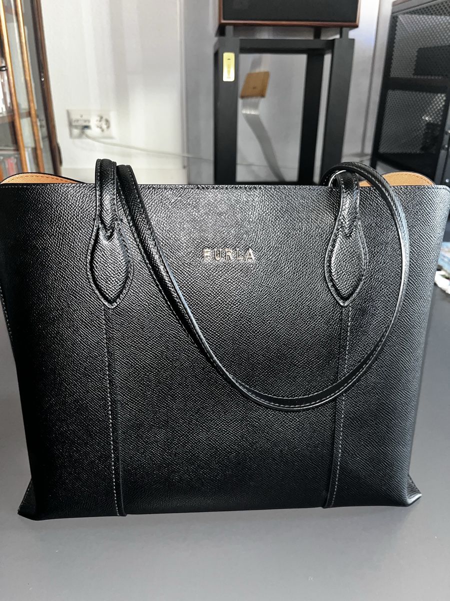 Furla Borse da donna: Furla Handtasche schwarz – Usato da Küssnacht am Rigi venduto da lus_g9xw