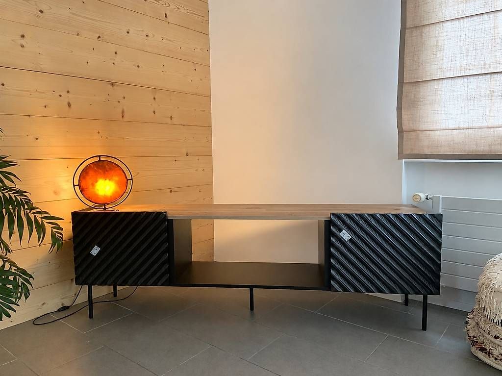 Mobili TV: Meuble tv – Usato da Les Brenets venduto da Sibis1 4
