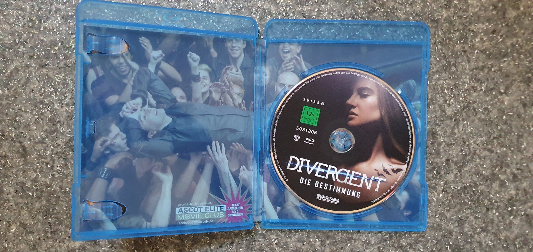 Tutti i DVDs: Blu-ray-Set: R.I.P.D. , Divergent & Star Wars – Usato da Biel/Bienne venduto da IT_KinG 4