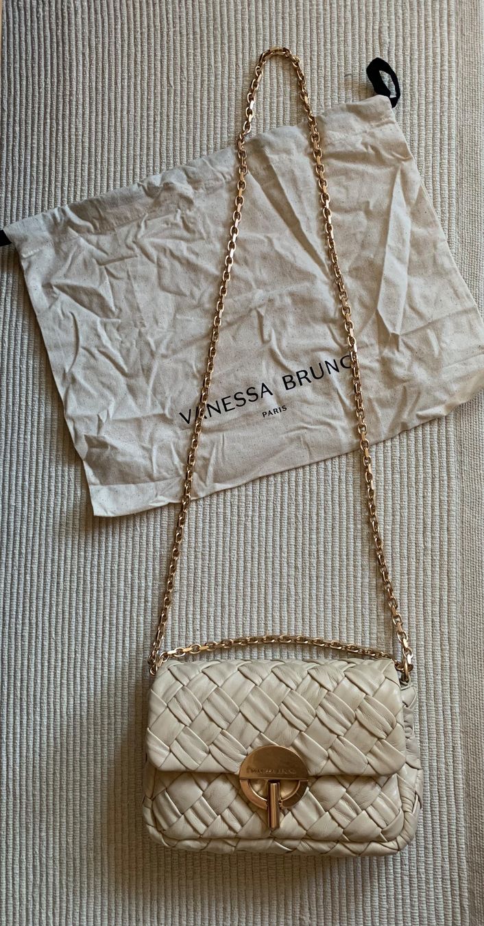 Vanessa Bruno Borse da donna: Sac Moon Vanessa Bruno neuf cuir d’agneau tressé – Nuovo e nell'imballaggio originale da Gland venduto da TallyEva 5