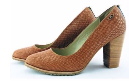 Scarpe da donna: Damen Leder Pumps Grösse 39 – Nuovo e nell'imballaggio originale da Rengg venduto da kindle02 2