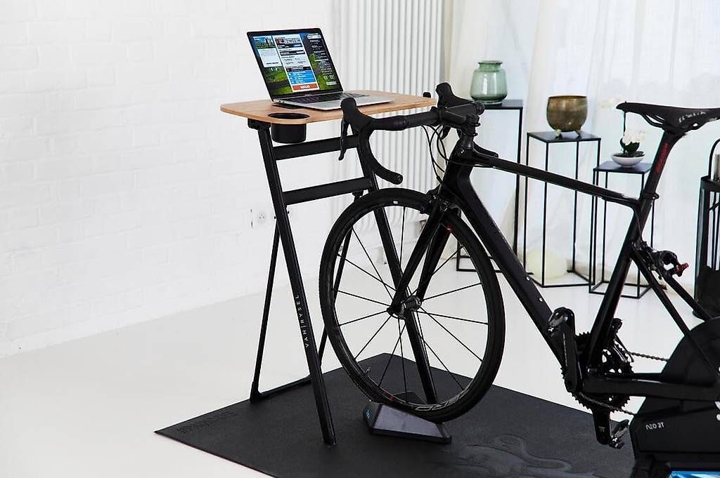 Racks & Ständer: Tablethalterung Hometrainer – Gebraucht aus Glattpark(Opfikon) von N.Naumkin