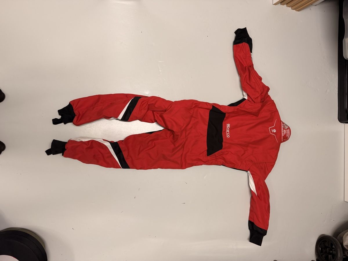 Completi: Combinaison Sparco K-Formula rouge taille 120 – Nuovo (secondo la descrizione) da Bellevue venduto da Doliveirajo7 1